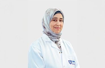 Dr. Amina Slamani